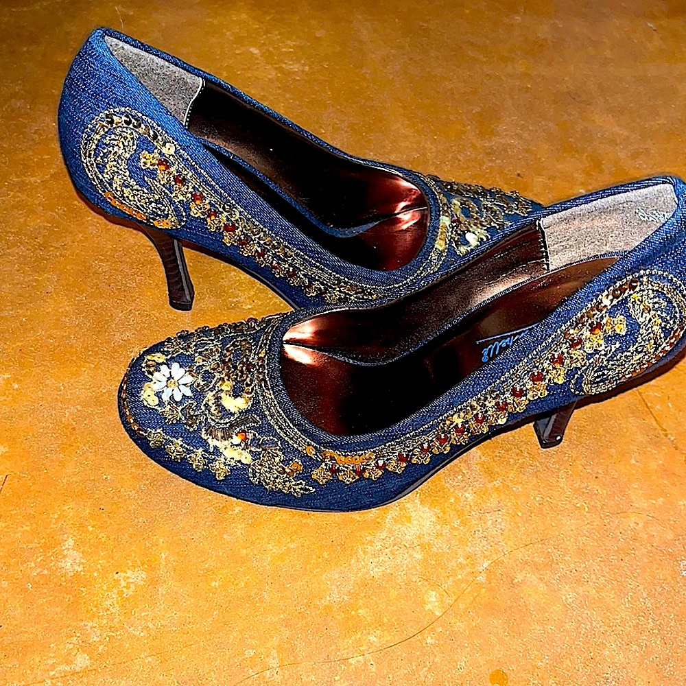 Anne Michelle Sequined Pumps Size 7 1/2